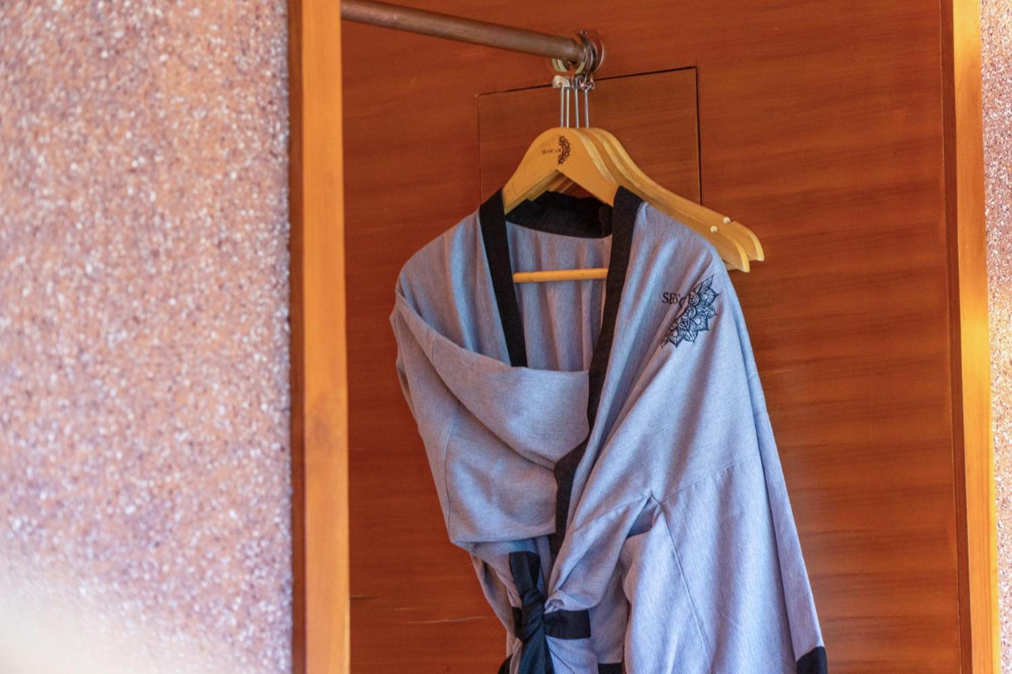 Seascape Luxury Resort & Spa Sanur By Ini Vie Hospitality (Adults Only) Exterior foto